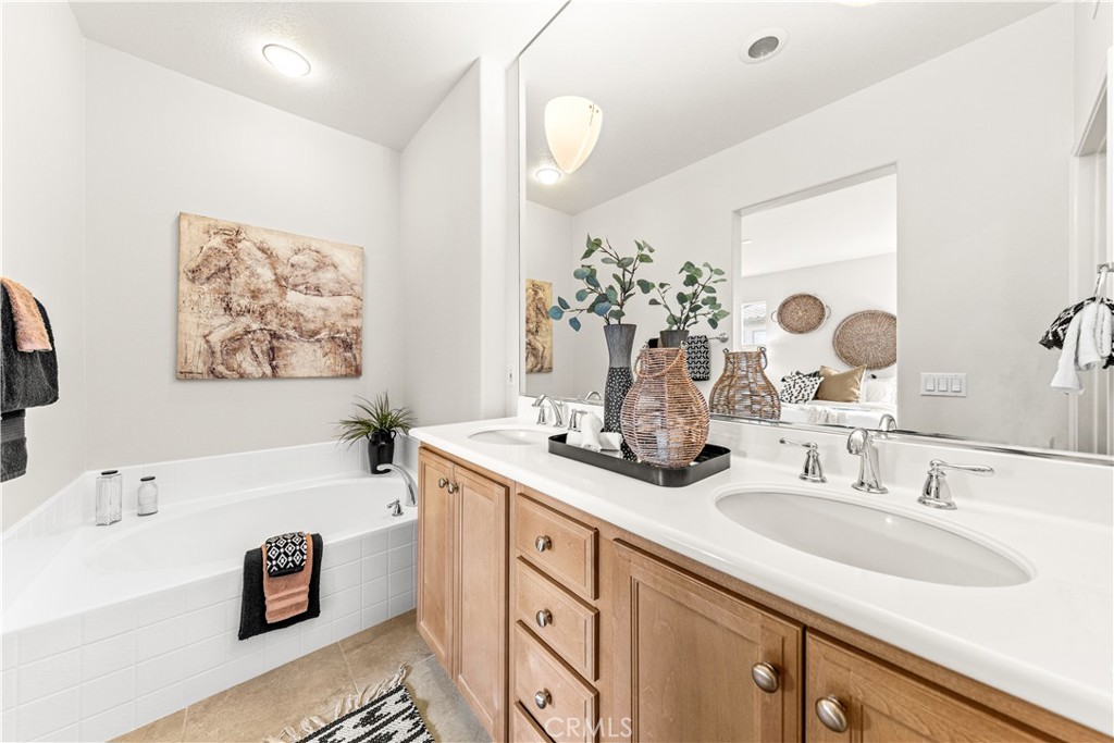 177 Lockford, Irvine CA 92602 - photo 40