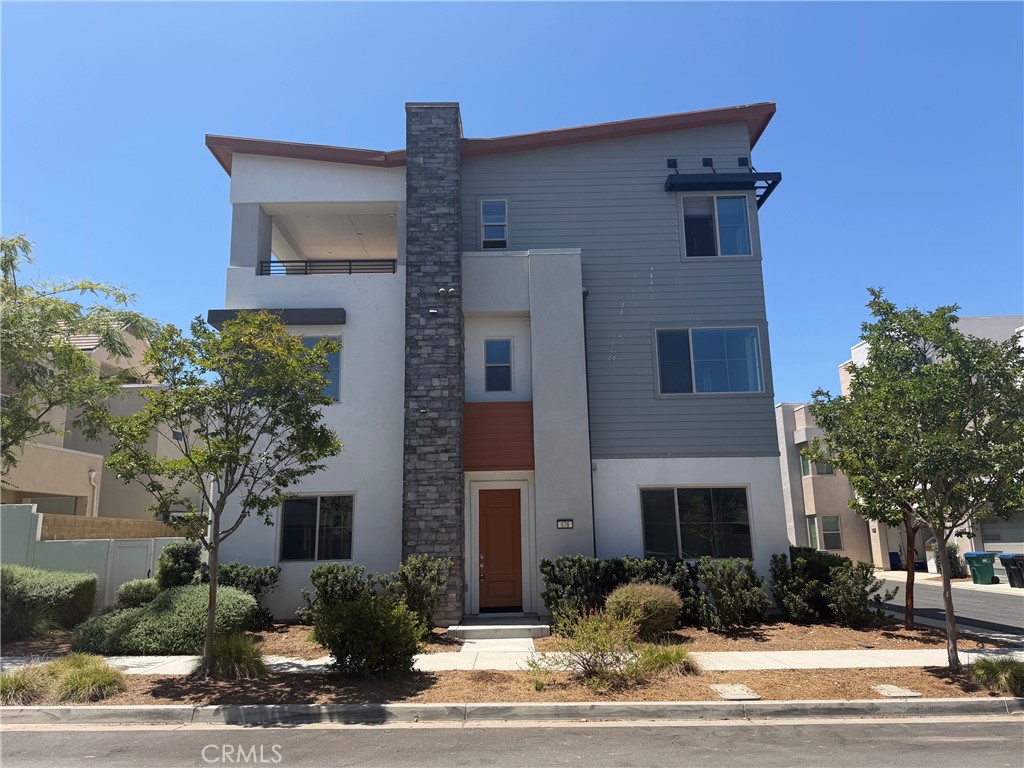 178 Episode, Irvine CA 92618 - photo 1