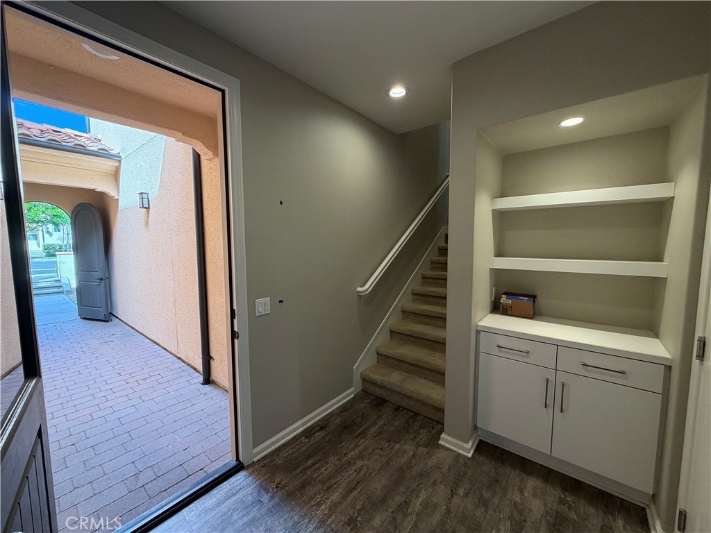 178 Outwest, Irvine CA 92618 - photo 3