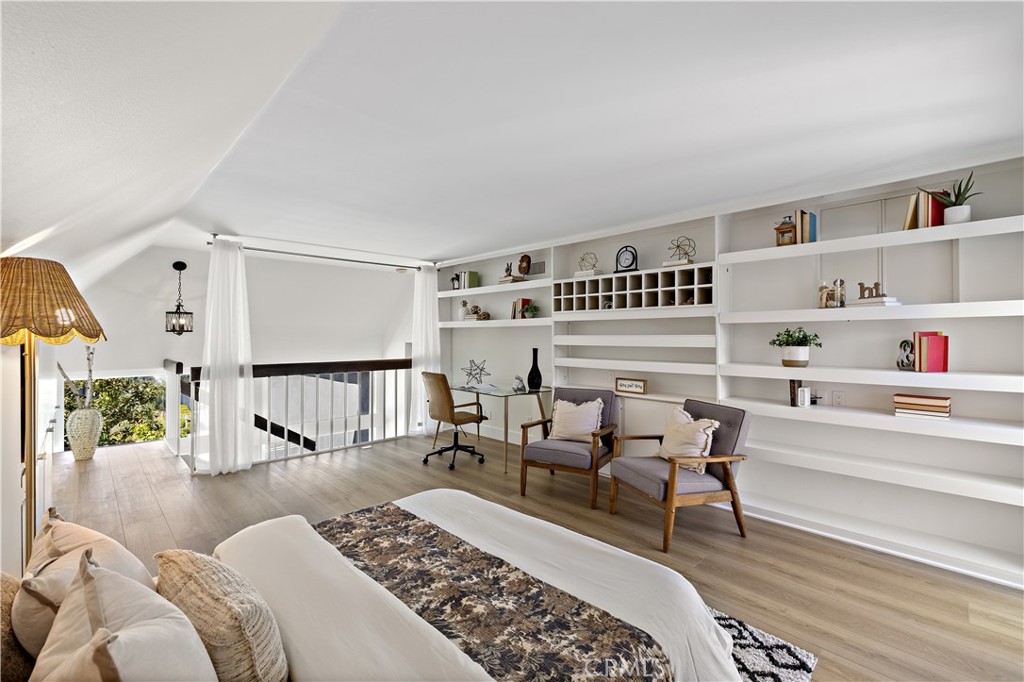 17802 Arbor, Irvine CA 92612 - photo 2