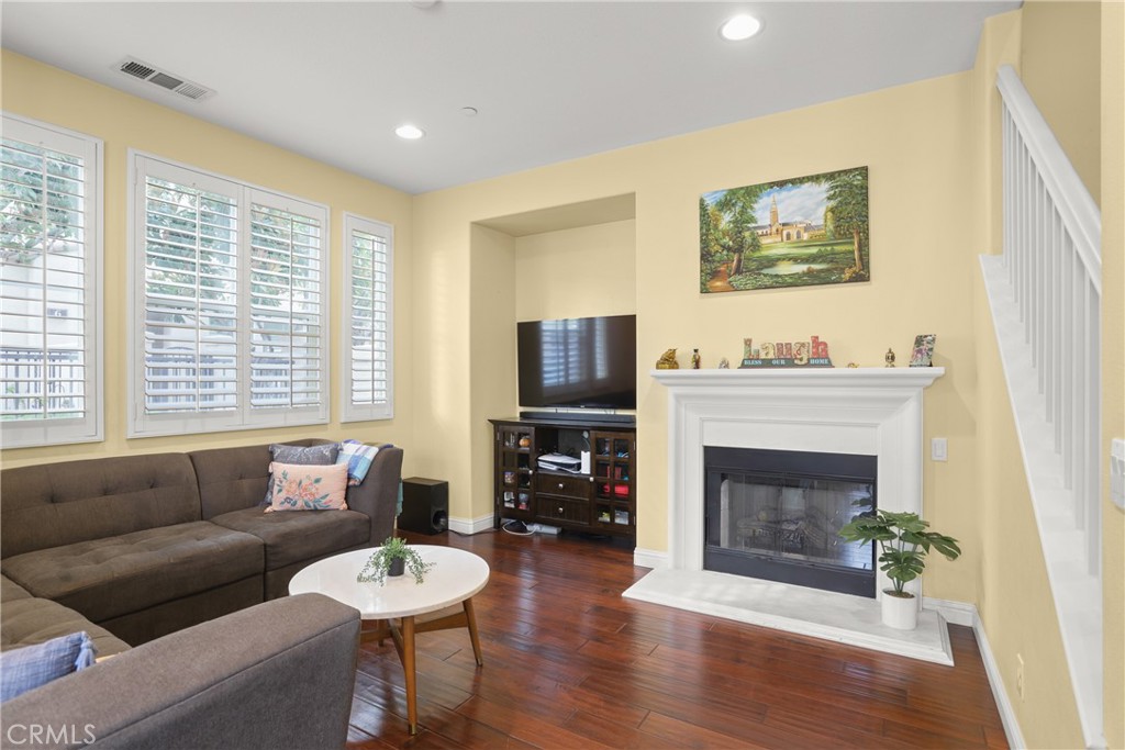 18 New Season, Irvine CA 92602 - photo 2