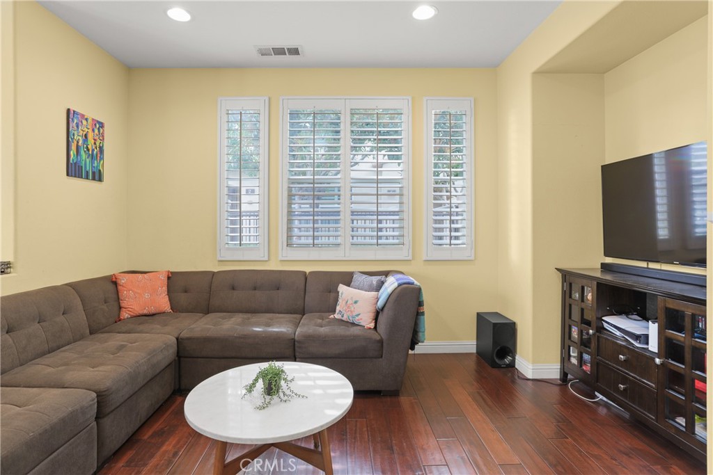 18 New Season, Irvine CA 92602 - photo 3