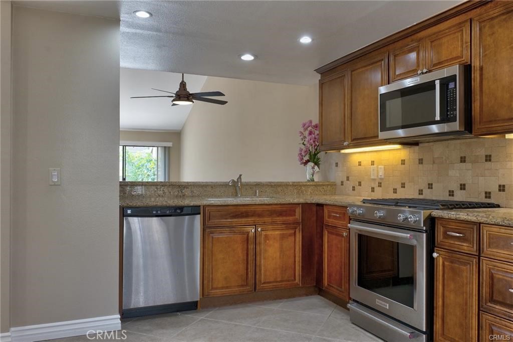 18 Starflower, Irvine CA 92604 - photo 6