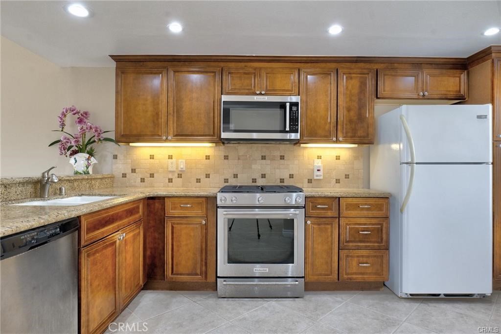 18 Starflower, Irvine CA 92604 - photo 12