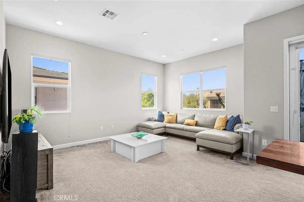 180 Follyhatch, Irvine CA 92618 - photo 14