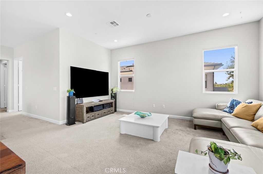 180 Follyhatch, Irvine CA 92618 - photo 15