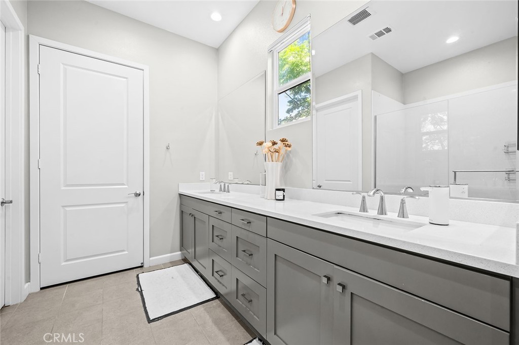 180 Follyhatch, Irvine CA 92618 - photo 27