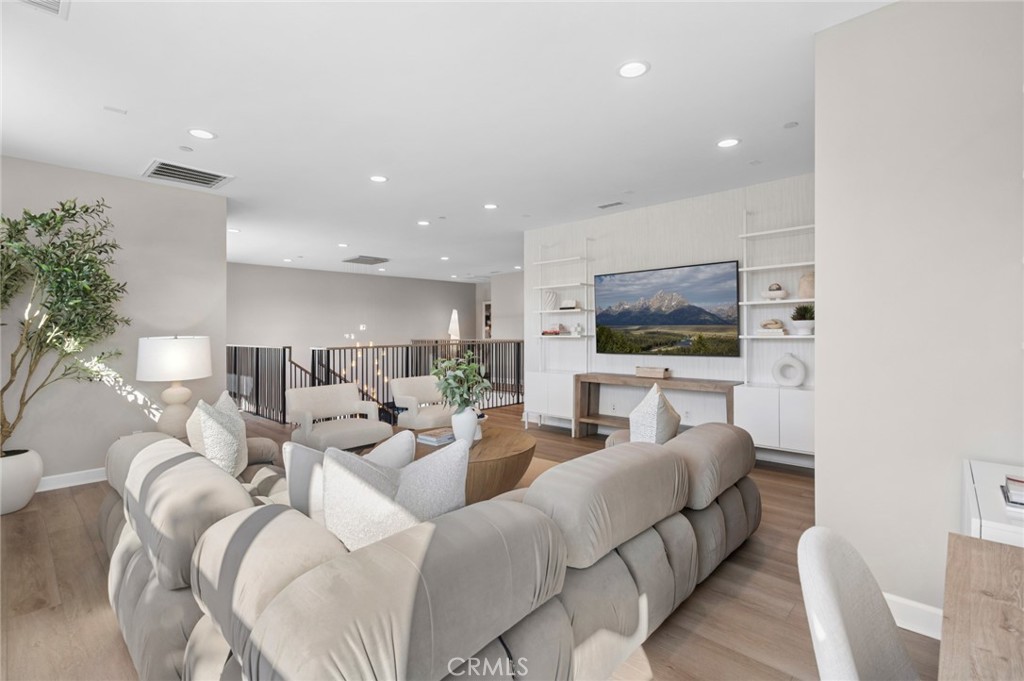 181 Keeper, Irvine CA 92618 - photo 51