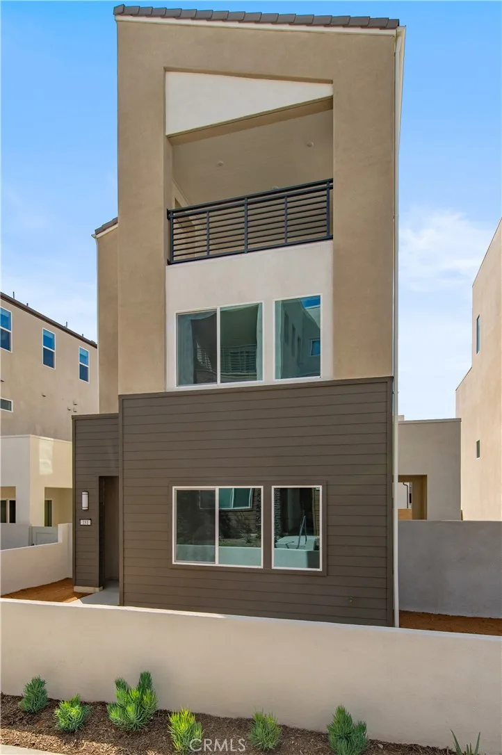 181 sawbuck, Irvine, CA 92816