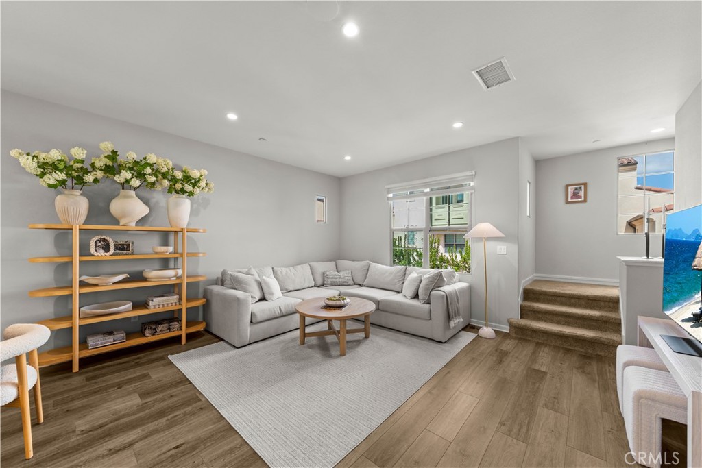 182 Elkhorn, Irvine CA 92618 - photo 8