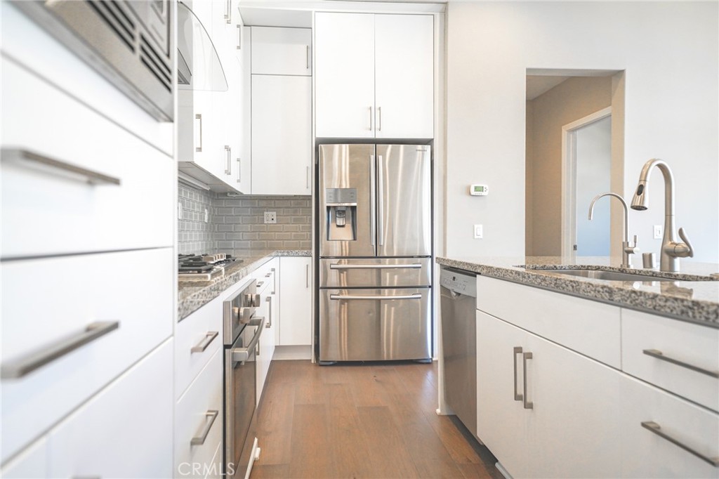 183 Excursion, Irvine CA 92618 - photo 3