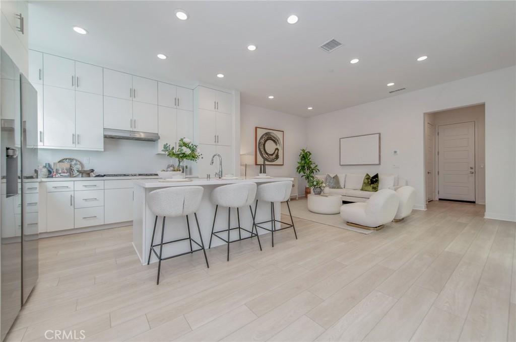 185 Yugen, Irvine CA 92618 - photo 4