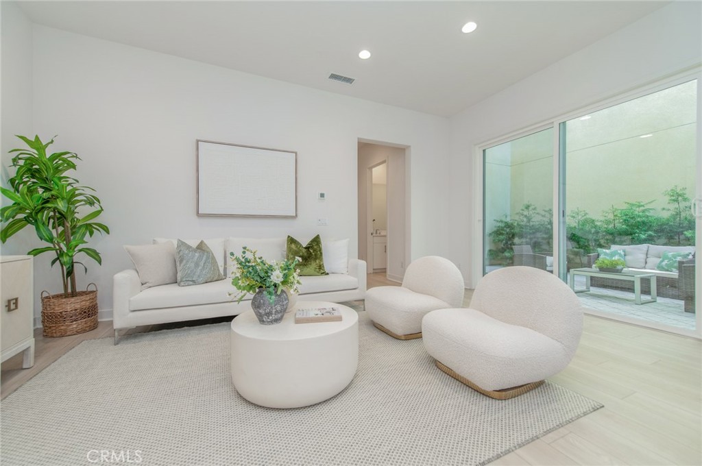 185 Yugen, Irvine CA 92618 - photo 9