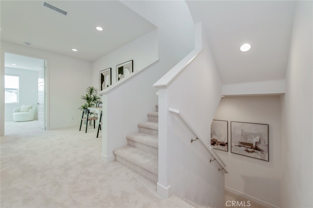 185 Yugen, Irvine CA 92618 - photo 18