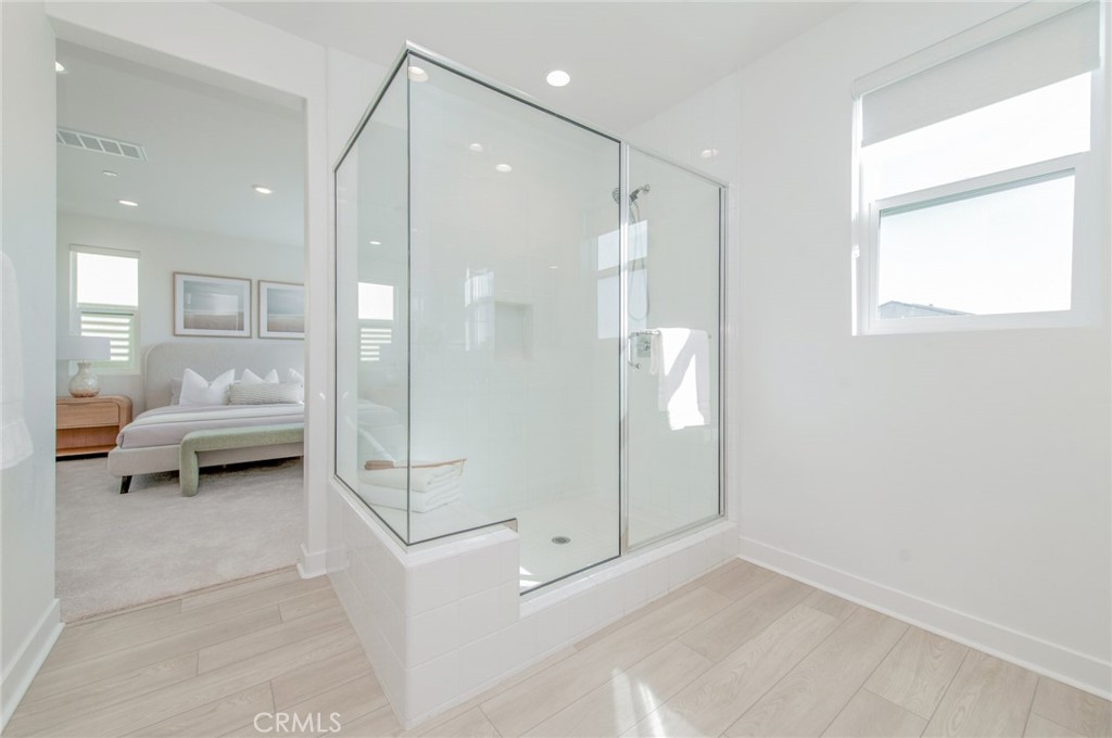 185 Yugen, Irvine CA 92618 - photo 24