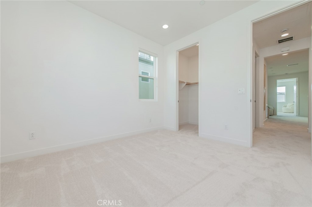 185 Yugen, Irvine CA 92618 - photo 31