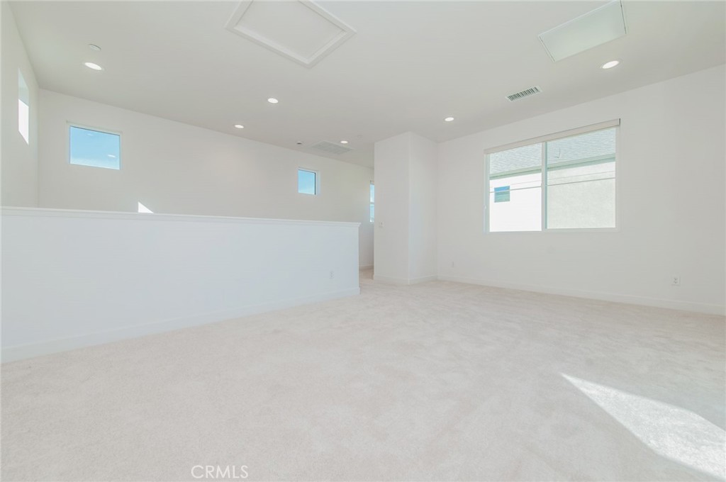 185 Yugen, Irvine CA 92618 - photo 34
