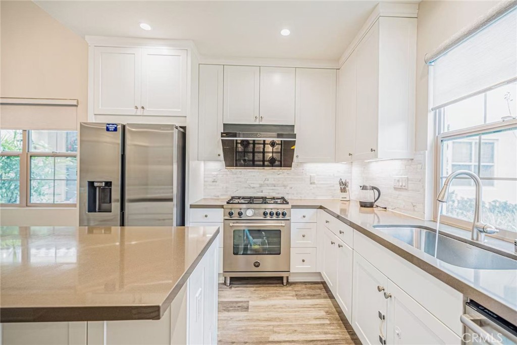 186 Milky Way, Irvine CA 92618 - photo 6