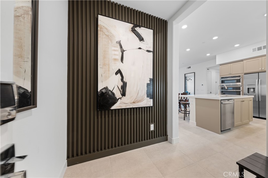187 Biome 187, Irvine CA 92618 - photo 3