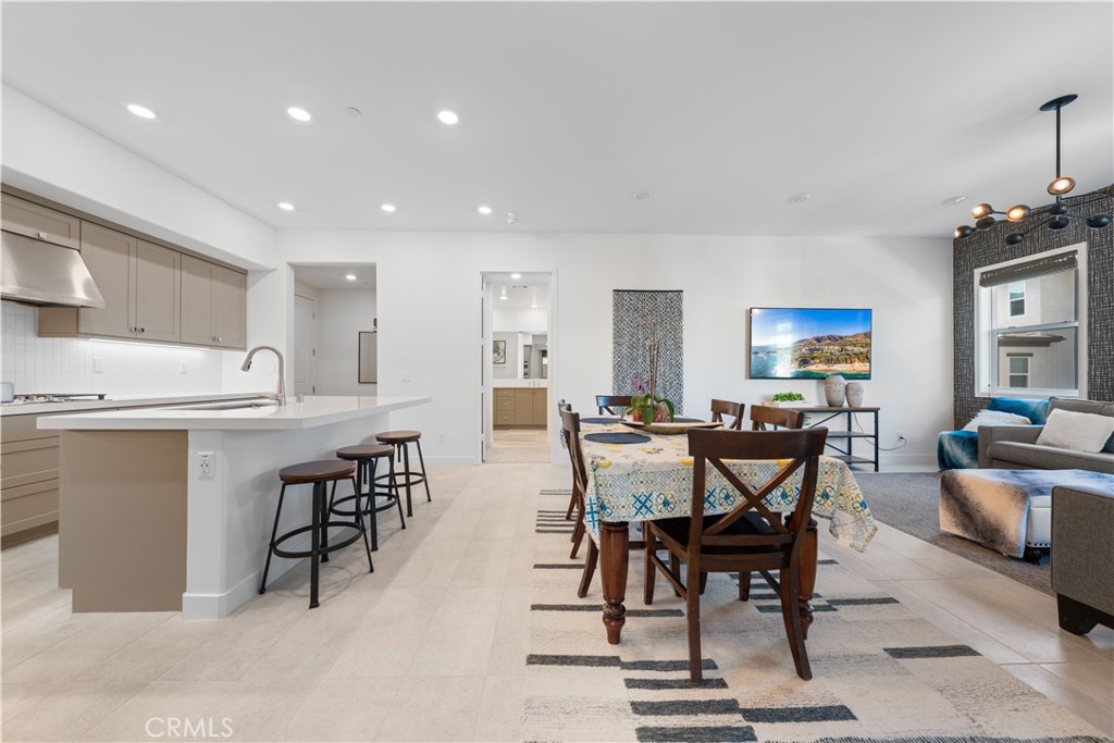 187 Biome 187, Irvine CA 92618 - photo 8