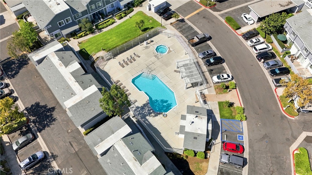 187 Huntington, Irvine CA 92620 - photo 21