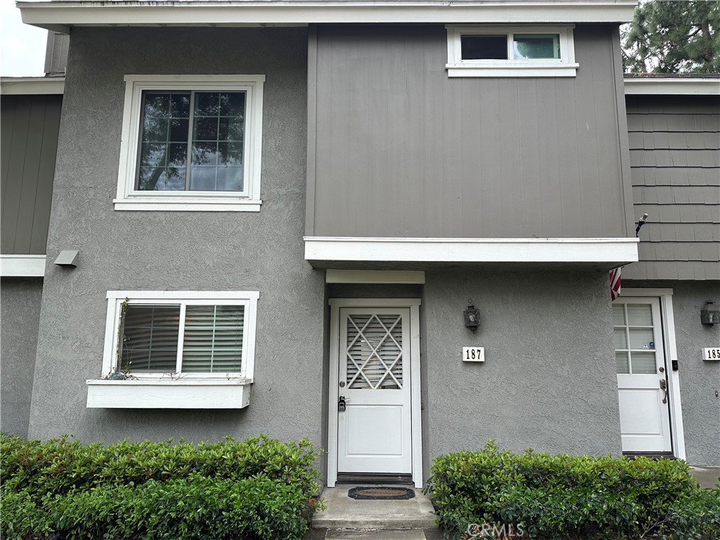 187 Rockwood, Irvine CA 92614 - photo 1