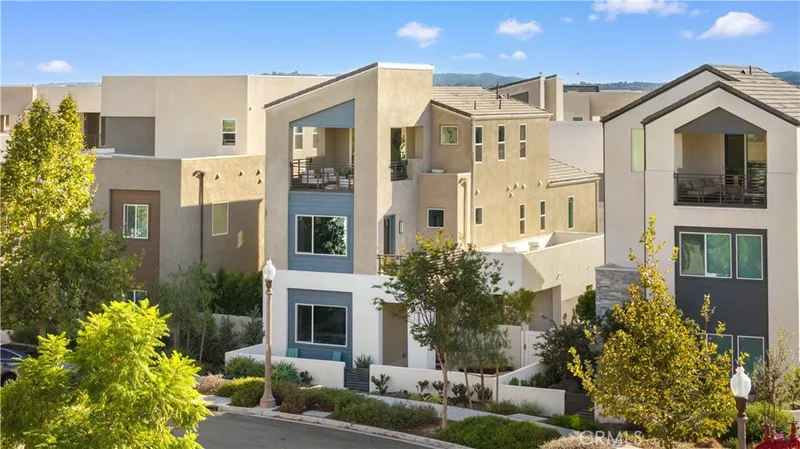 187 Sawbuck, Irvine