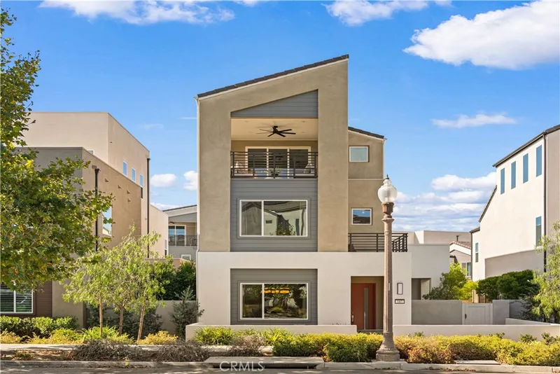 187 Sawbuck, Irvine, CA 92618 187 Sawbuck, Irvine, CA 92618
