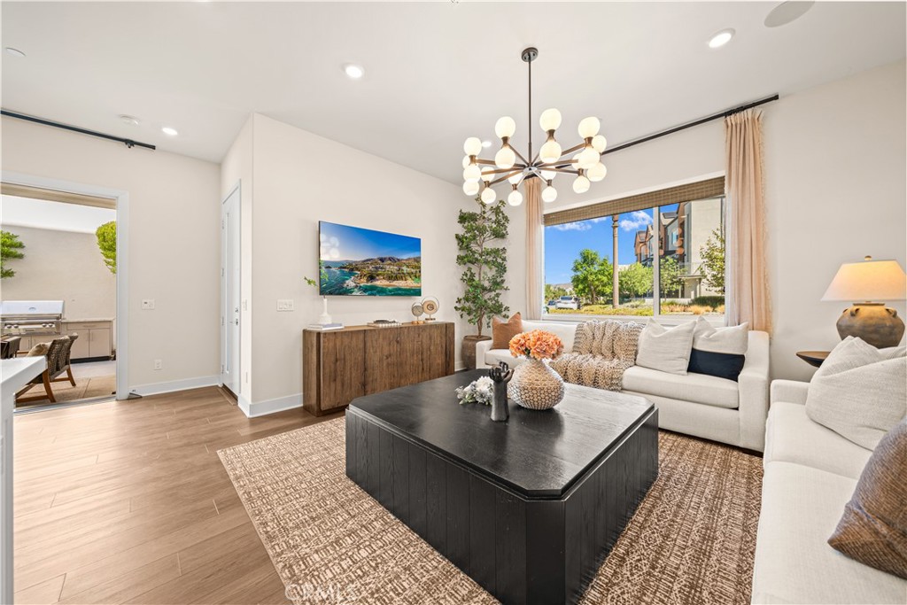 187 Sawbuck, Irvine CA 92618 - photo 8