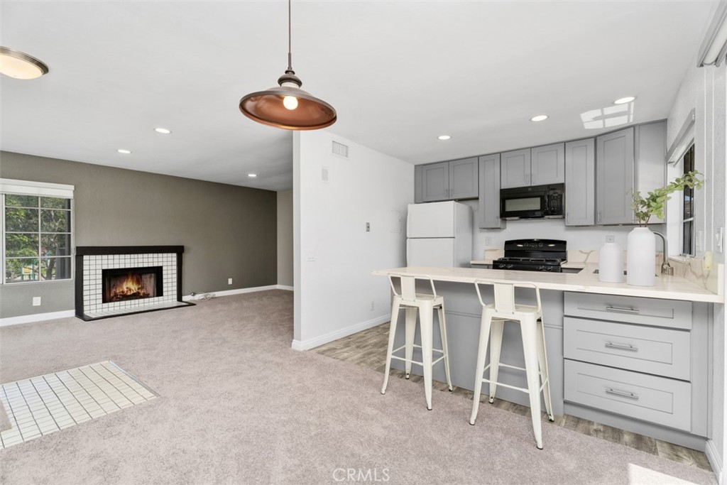 19 Exeter 16, Irvine CA 92612 - photo 6