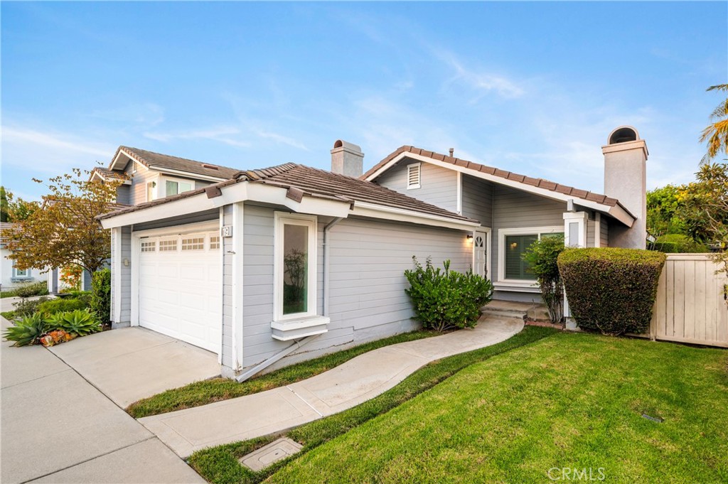 19 Silkberry, Irvine CA 92614 - photo 2