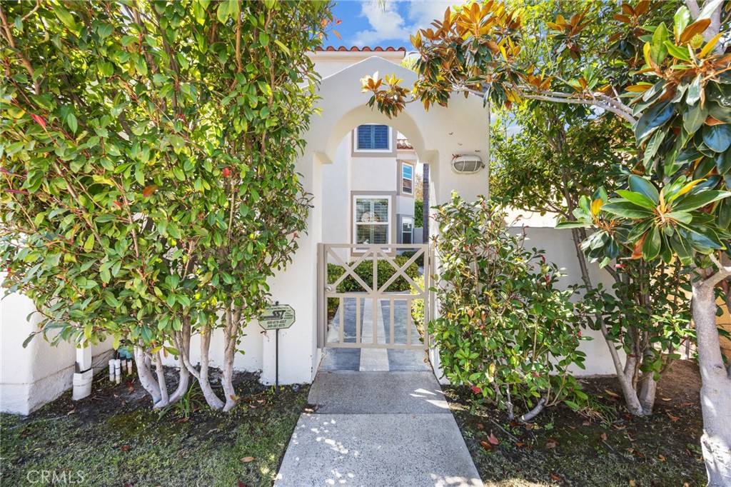 19 Tiara, Irvine CA 92614 - photo 2