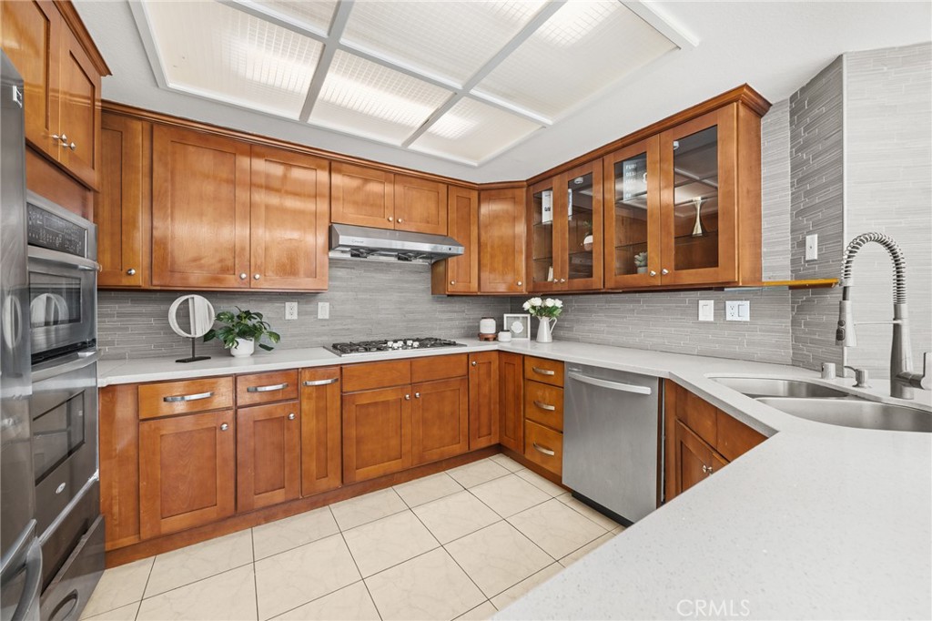 19 Tiara, Irvine CA 92614 - photo 15