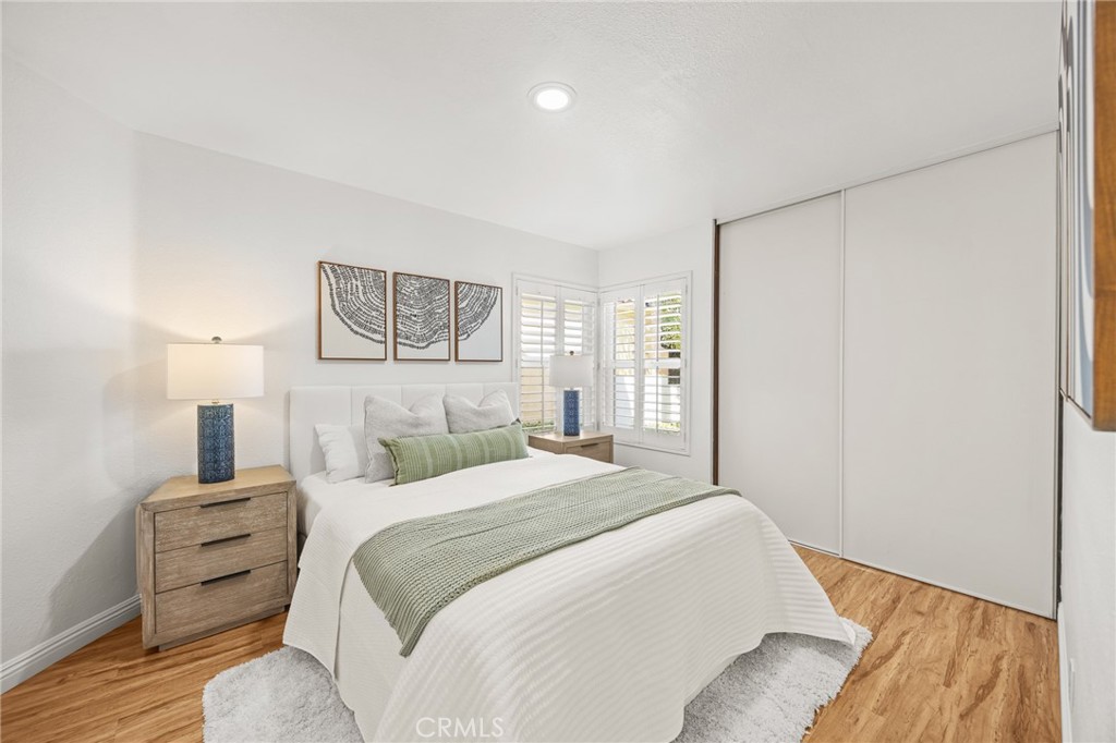Main Level bedroom - 19 Tiara, Irvine CA 92614 - photo 17