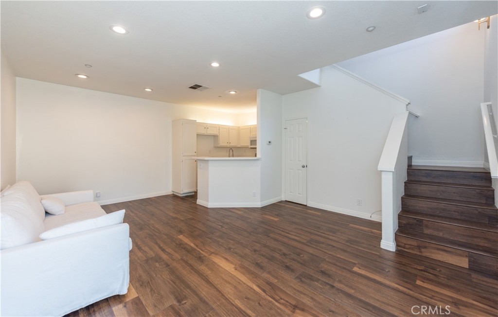1905 Crescent Oak, Irvine CA 92618 - photo 4