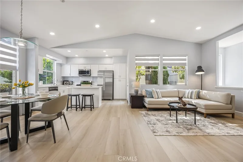 1906 Crescent Oak, Irvine, CA 92618
