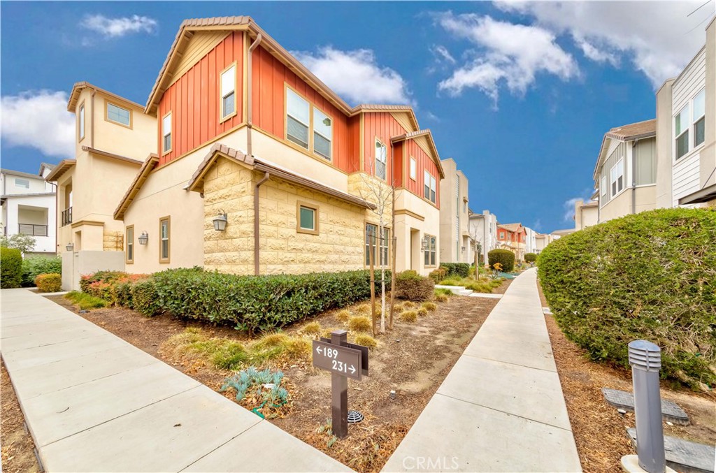 191 Frame, Irvine CA 92618 - photo 3