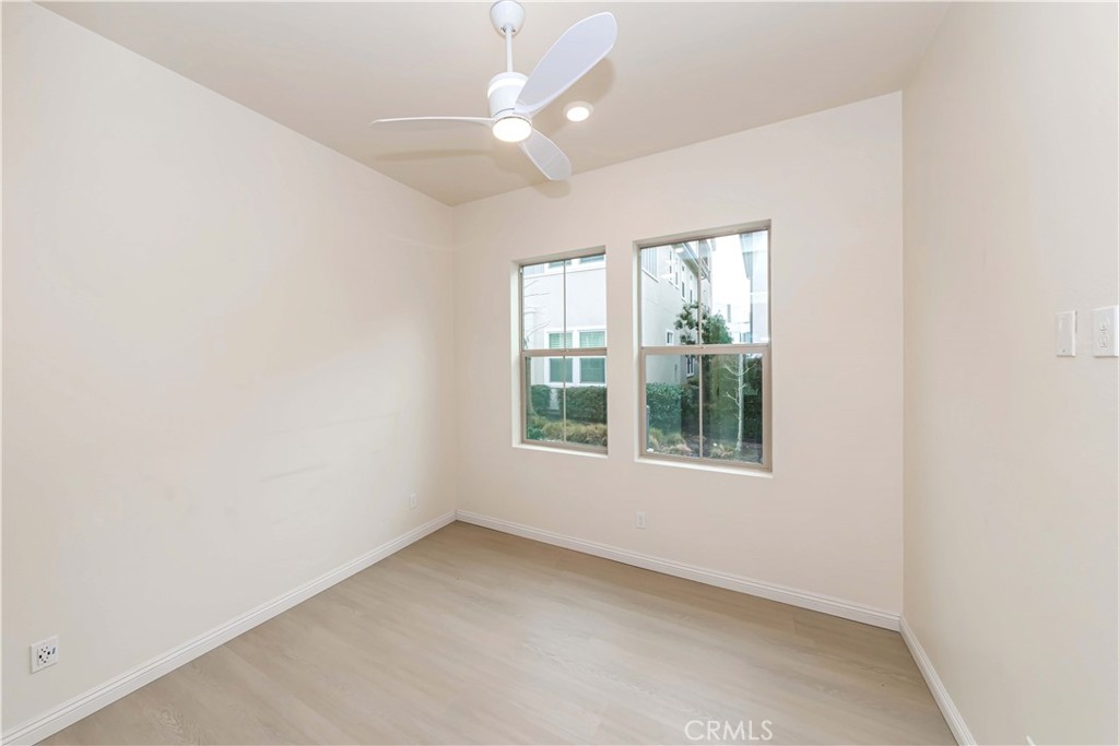 191 Frame, Irvine CA 92618 - photo 5