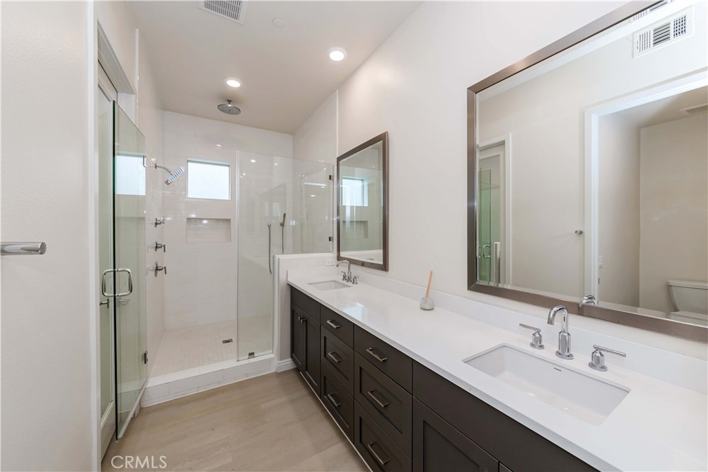 191 Frame, Irvine CA 92618 - photo 18