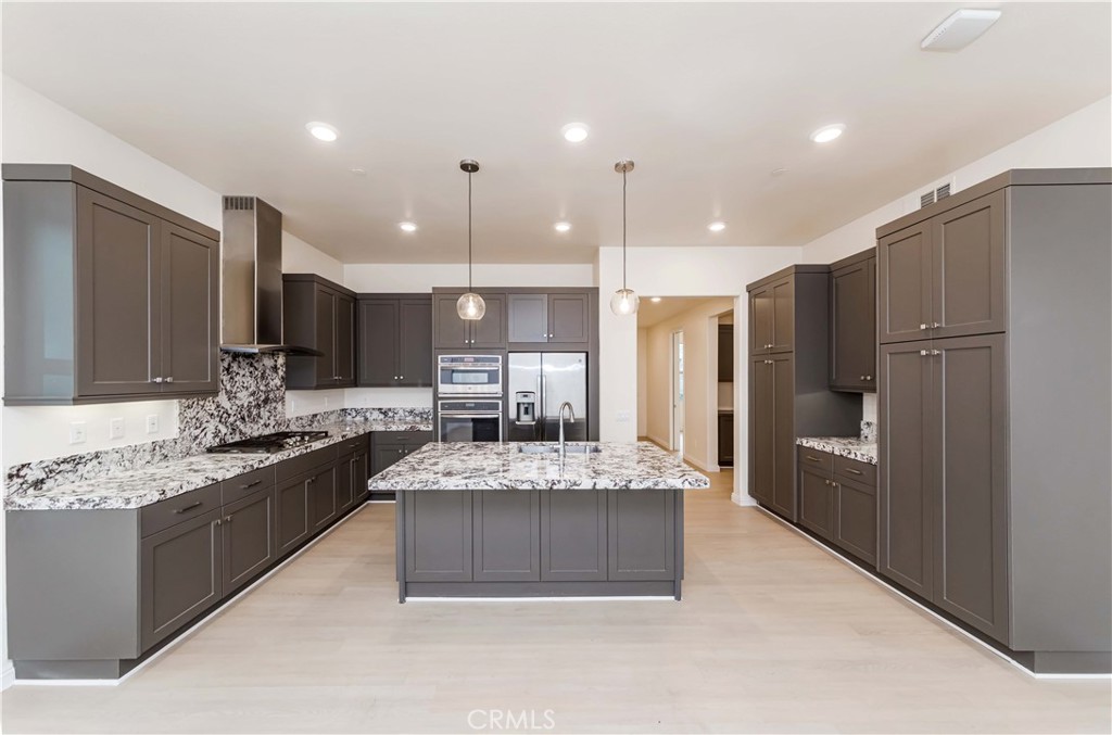 191 Frame, Irvine CA 92618 - photo 26