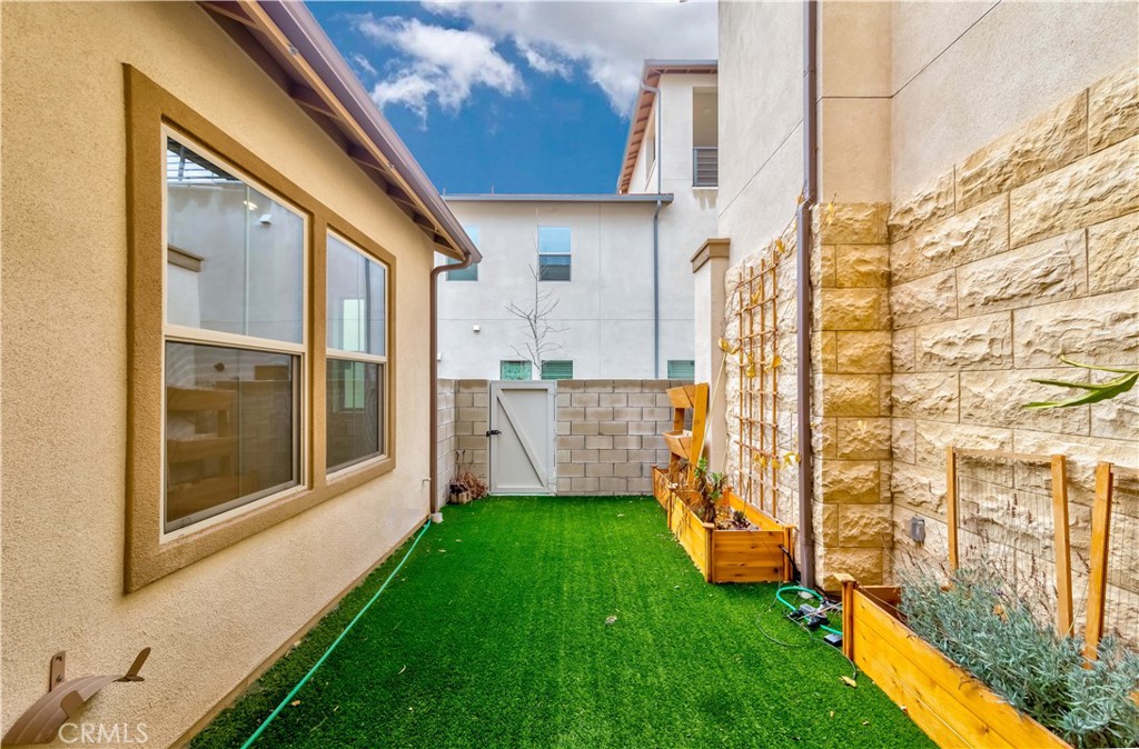 191 Frame, Irvine CA 92618 - photo 31
