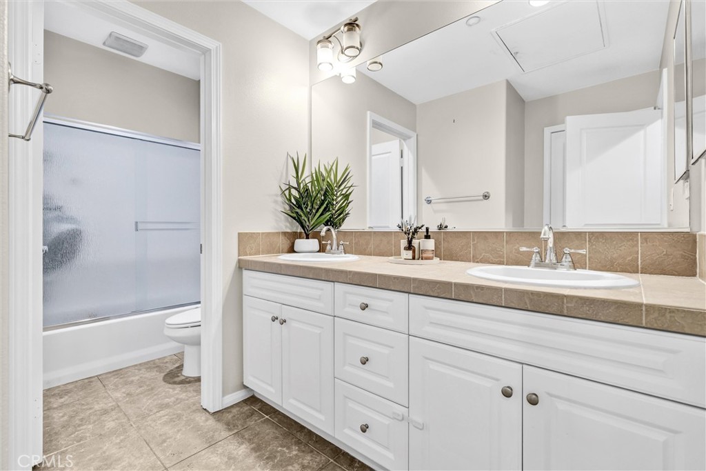 192 Wild Lilac, Irvine CA 92620 - photo 24