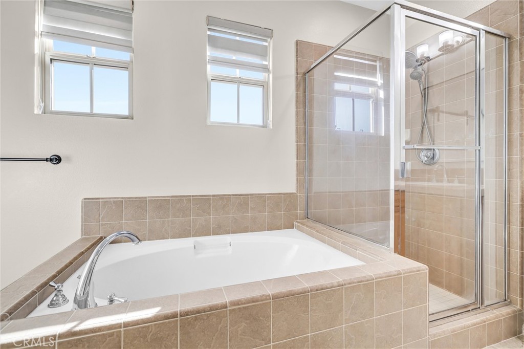 192 Wild Lilac, Irvine CA 92620 - photo 32