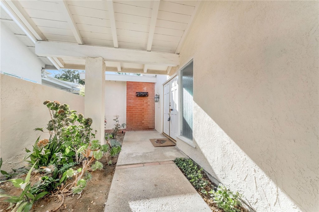 19301 Sierra Inez, Irvine CA 92603 - photo 3