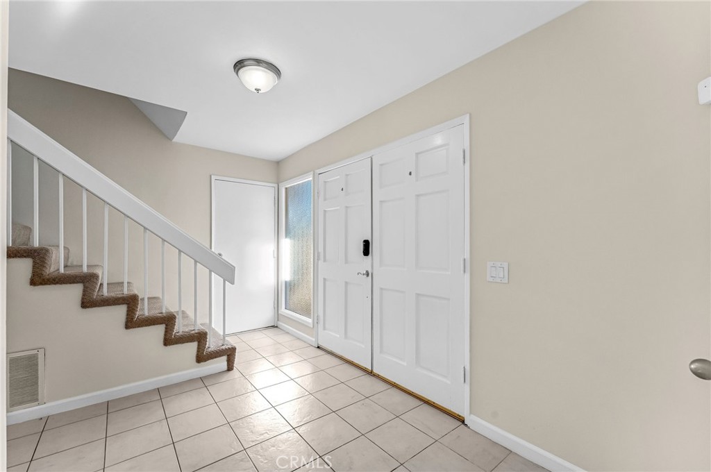 19301 Sierra Inez, Irvine CA 92603 - photo 5