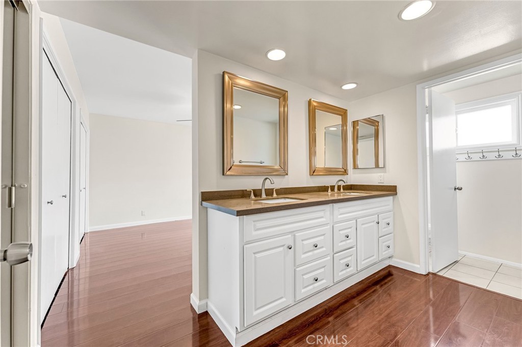 19301 Sierra Inez, Irvine CA 92603 - photo 6