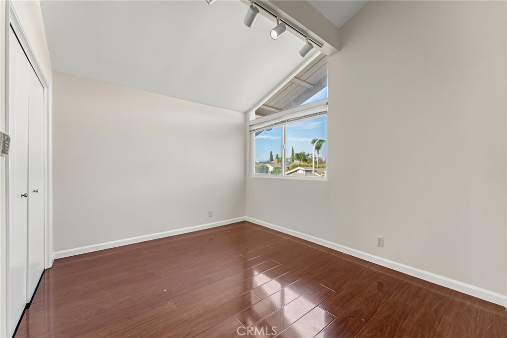 19301 Sierra Inez, Irvine CA 92603 - photo 20