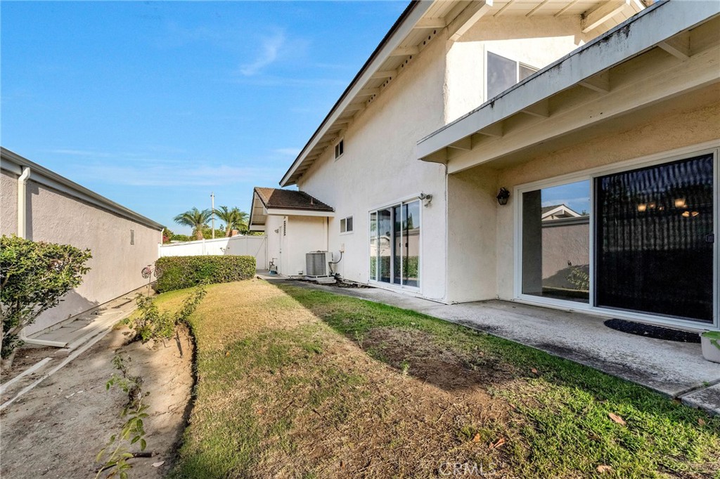 19301 Sierra Inez, Irvine CA 92603 - photo 36