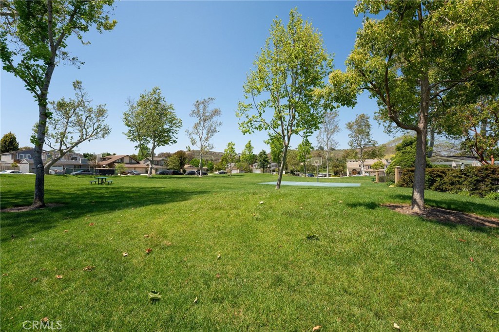 19301 Sierra Inez, Irvine CA 92603 - photo 40