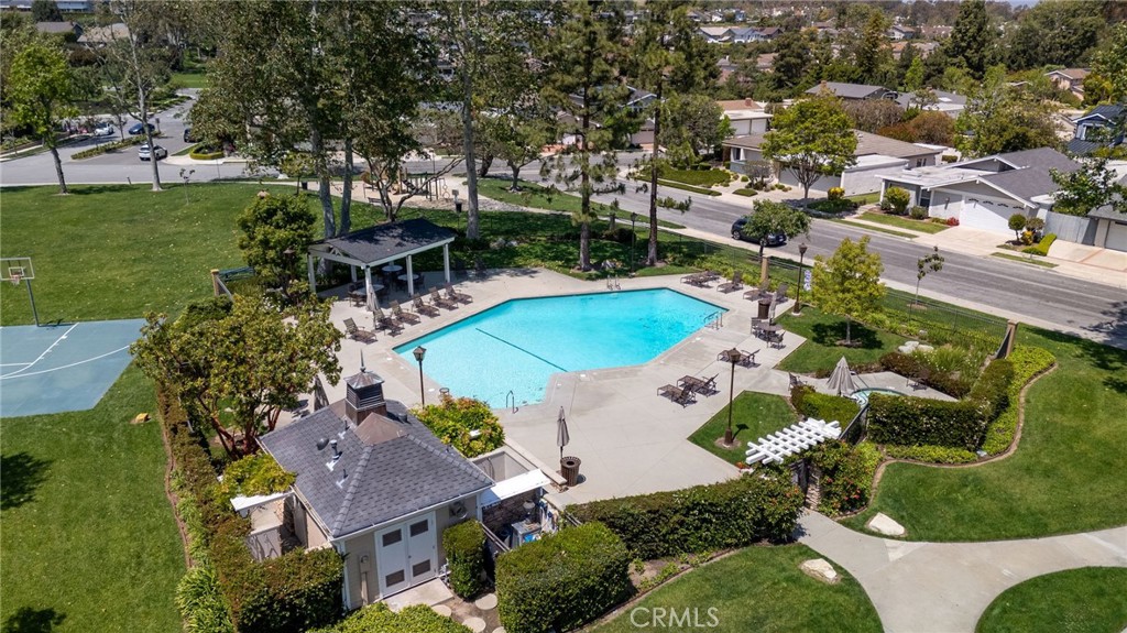19301 Sierra Inez, Irvine CA 92603 - photo 41